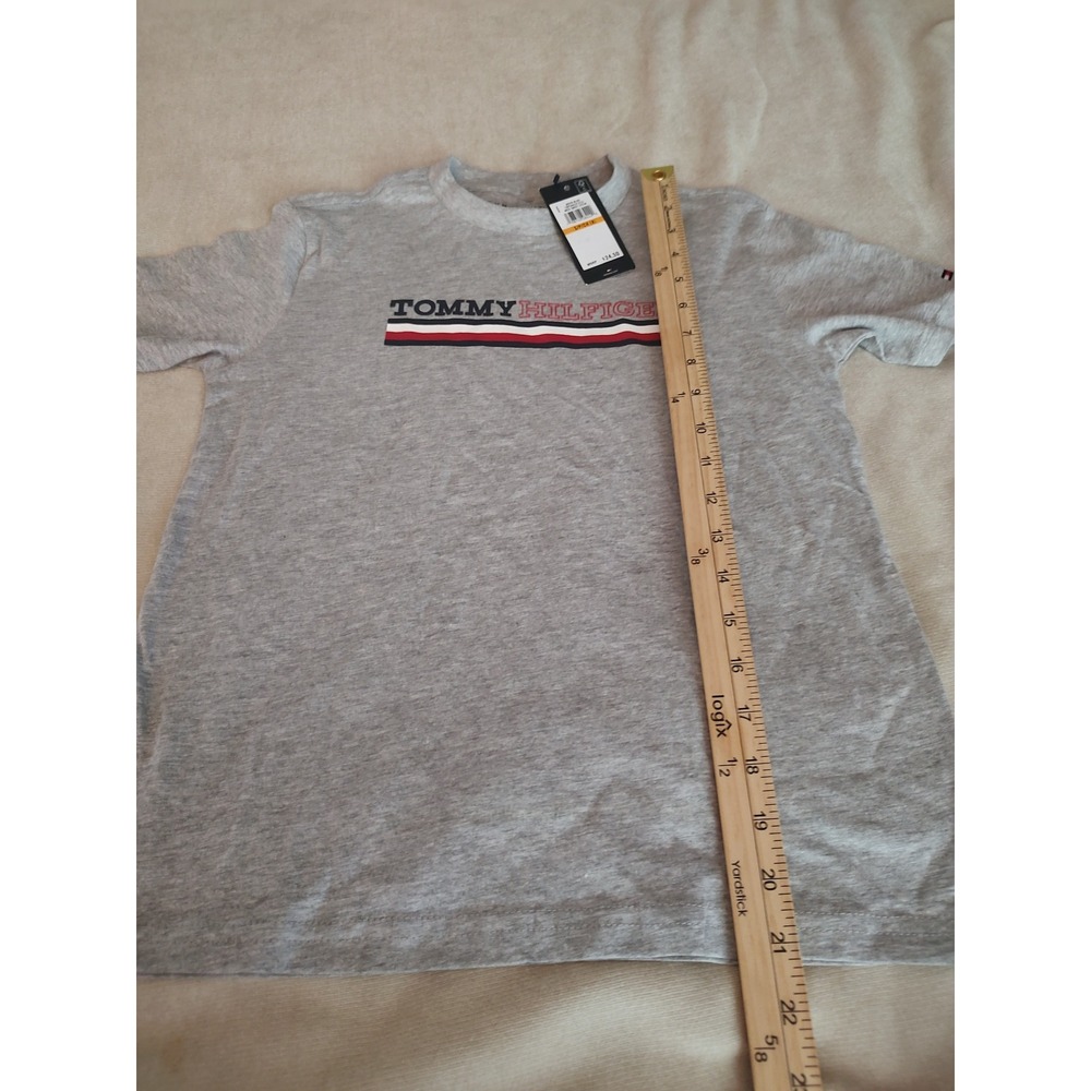 Tommy Hilfiger Boys Heather Gray Logo Graphic T-Shirt Size S 8 New With Tags